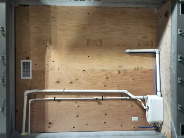 40 ft. by 8 ft. by 9.5 ft. Ground-Level Office Container, 1 Restroom - Image 5