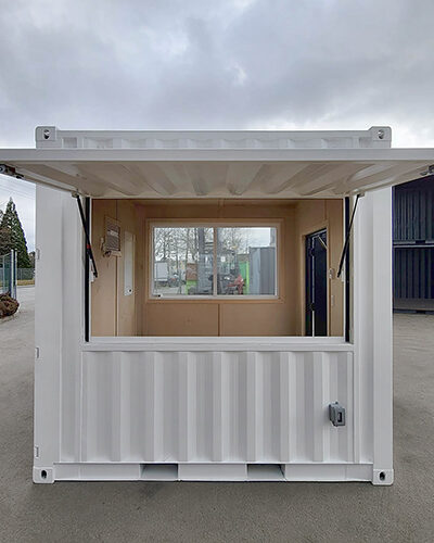 10 FT Skate Shack