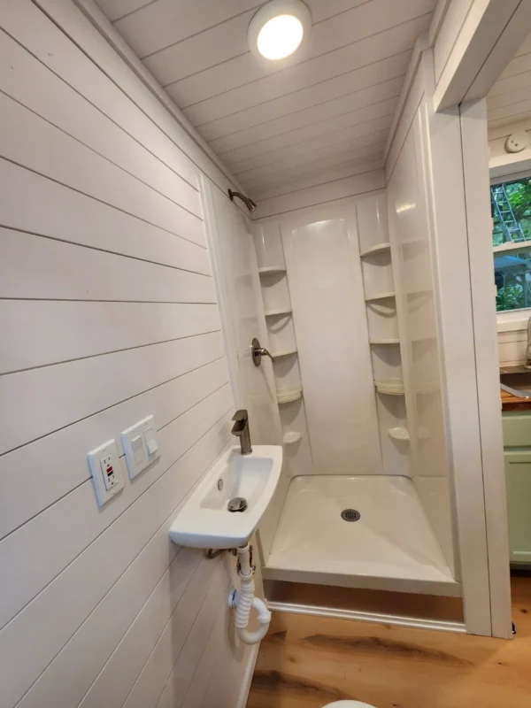 8 ft X 20 ft - Modern container Home 1 Bed and 1 Bath - Image 6