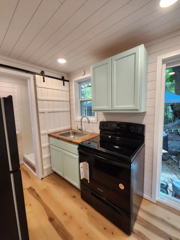 8 ft X 20 ft - Modern container Home 1 Bed and 1 Bath - Image 3