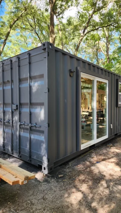 8 ft X 20 ft - Modern container Home 1 Bed and 1 Bath