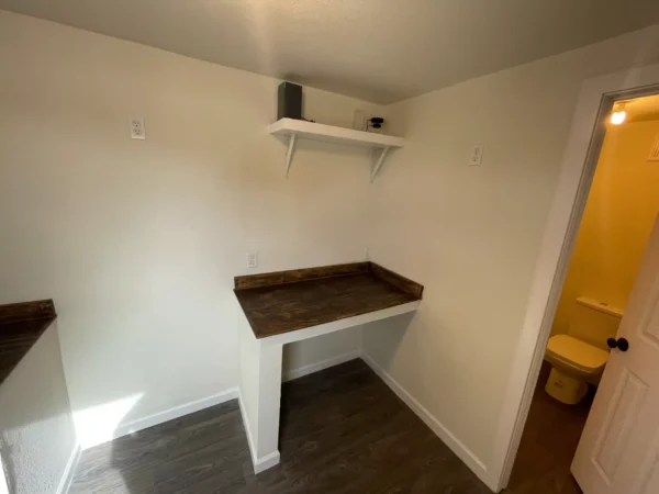 20x8 Mobile Office Trailer – 160 Sqft with Bath & Living Quarters - Image 9